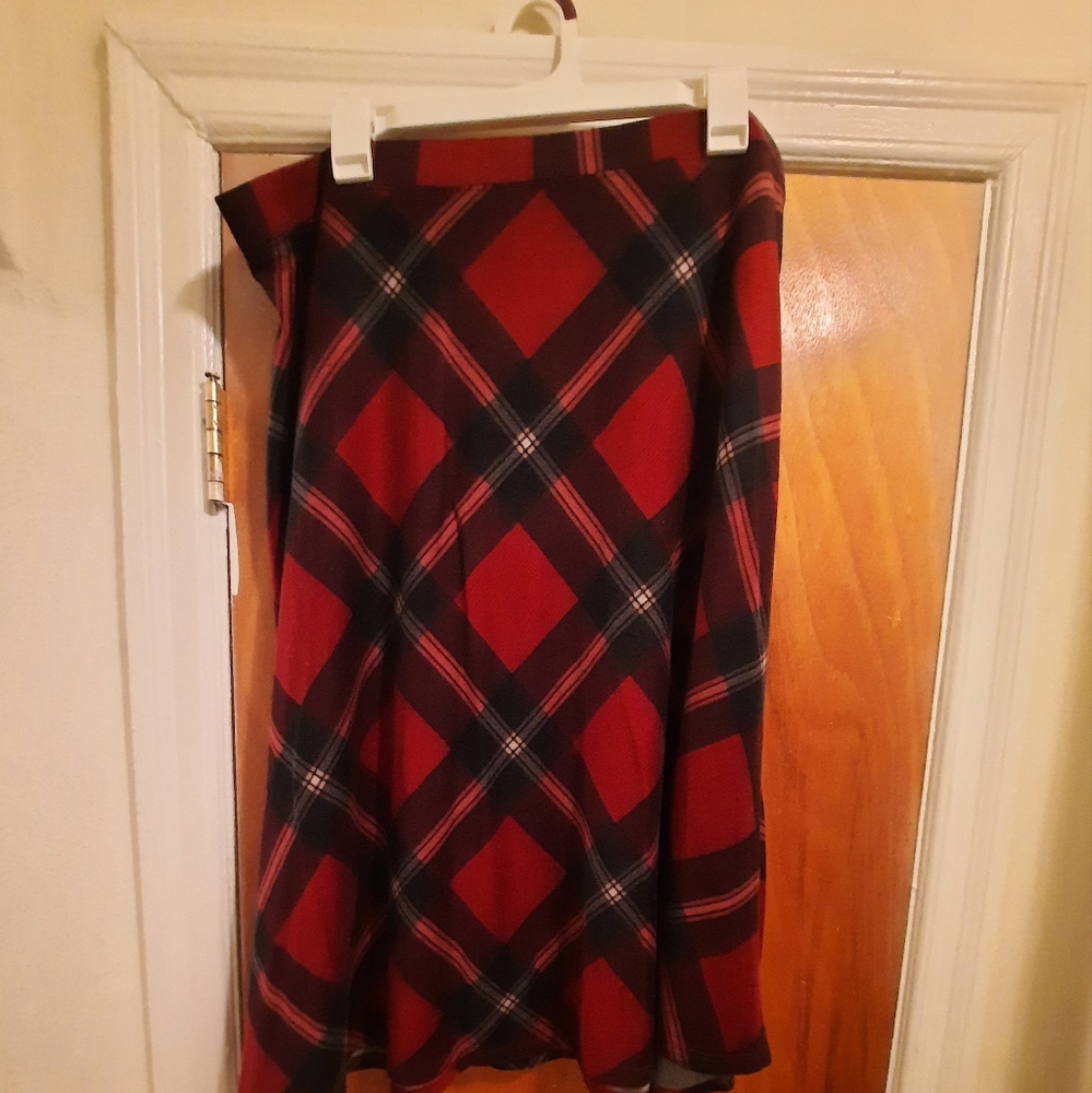 Lauren Scott Plaid burgundy Skirts XL